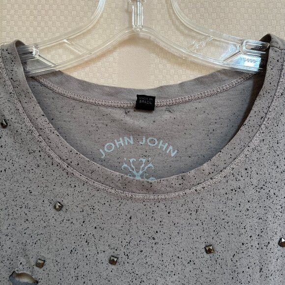 JOHN JOHN Unisex Sleeveless Distressed Jeweled T Shirt Top Gray Sz M NWT - Picture 2 of 16